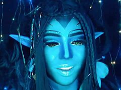 she dances beautifully on webcam as a whore for avatar fans