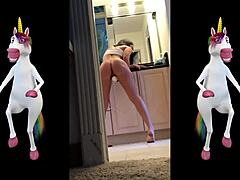 Mandy Muse stuffing her big ass on webcam