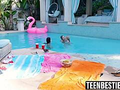 Oh Wow, These Three Blondes Dive Into Hot Lesbian Licking And Rimjob By The Pool!