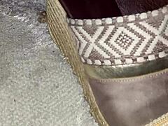 cum on my step mom heels while she wears them