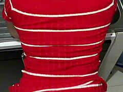 Mi Madrastra en la Cocina Me Excita para una Aventura