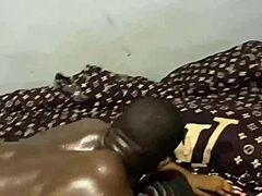 भावुक ओवरव्हेल्म जब विशाल गांड वाली रंडी को मोटे BBC ने रफ इंटररेशियल में डोमिनेट किया