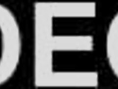 Whoa, check out Dr Tampa giving Lotus Lain her Tampa University physical with gloves and spreading 😏