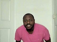 Wearing Chest and Abdominal Muscles for Decoration in Workout Session 1