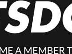 Hey, this sensual Ukrainian babe is getting her tight pussy totally stretched out in a hot scene 😏