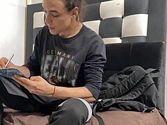 Dandole Verga a Mi Dulce Vecina Sumisa Despues de Ser Descubierto en Pov