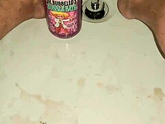 Rando's Steamy Nude Bathing Teases Feet and Toes Fetish