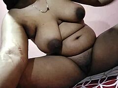 Indian village wife's huge boobs bounce in tight hot sex with friend at ranch!