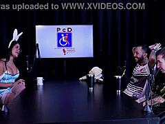 मैं तिफानी रोचा की बड़ी बॉल्स चूत पर थप्पड़ मारते 69 एक्शन की चाहत में हूं