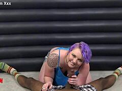 wanna see her smoking while riding shaundamxxx big black cock?