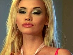 caylian curtis the sexy blonde milf fingers shaved pussy and ass in heels lingerie