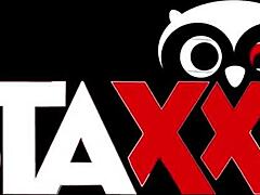 i teased him so much outdoors then he fucked my pregnant redhead pussy hard